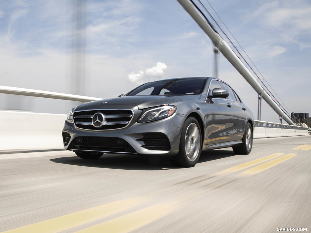 2019 Mercedes-Benz E450 4MATIC E-Class Sedan (US-Spec) - Front Three-Quarter