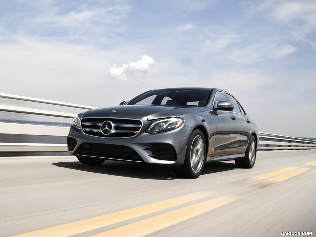 2019 Mercedes-Benz E450 4MATIC E-Class Sedan (US-Spec) - Front Three-Quarter