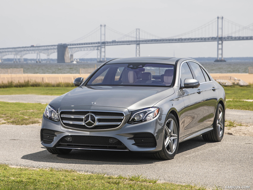 2019 Mercedes-Benz E450 4MATIC E-Class Sedan (US-Spec) - Front Three-Quarter