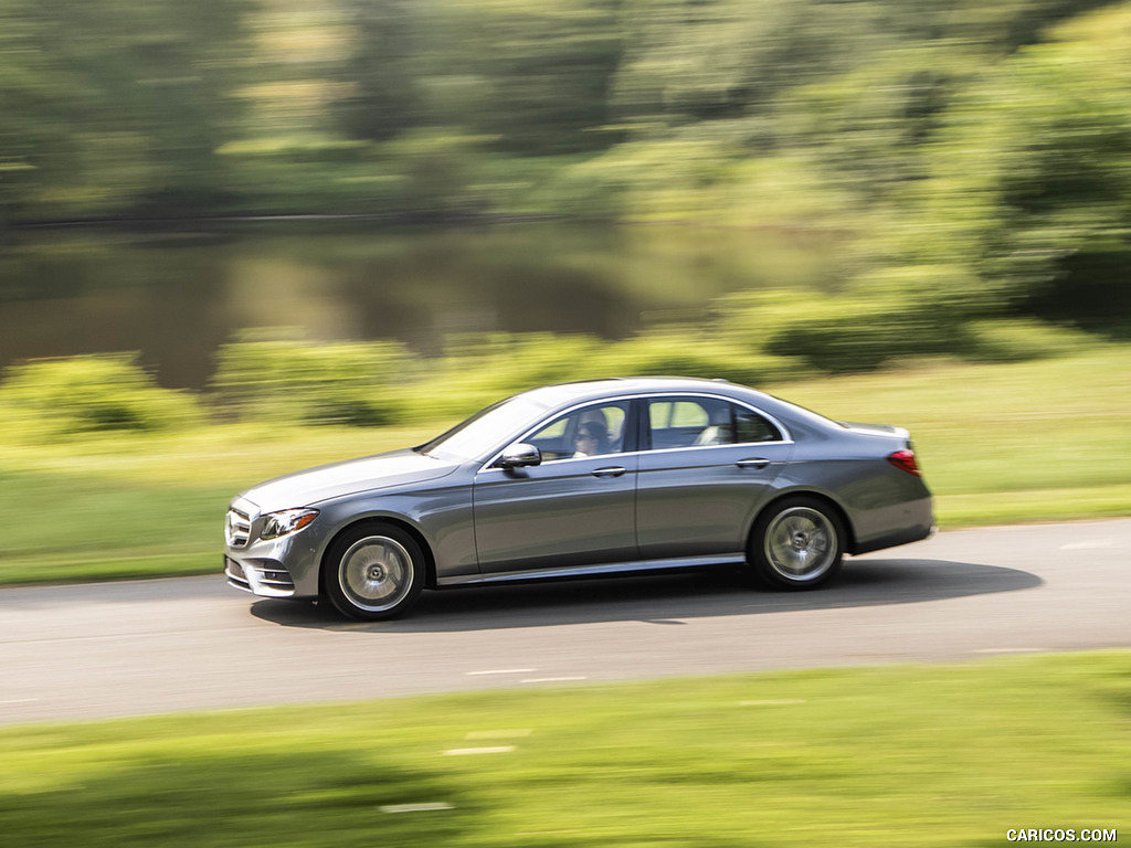 2019 Mercedes-Benz E450 4MATIC E-Class Sedan (US-Spec) - Side