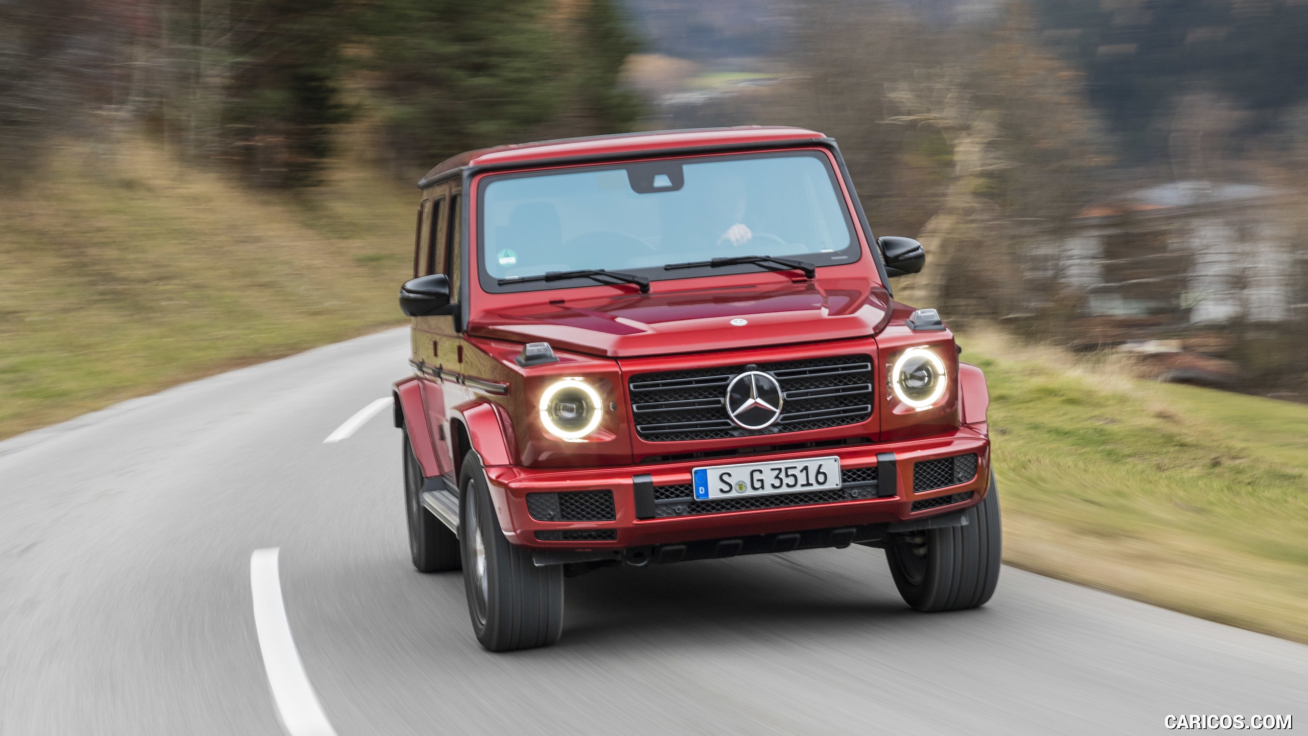 2019 Mercedes-Benz G 350 d (Designo Hyazinth Red Metallic) - Front, #12 of 51