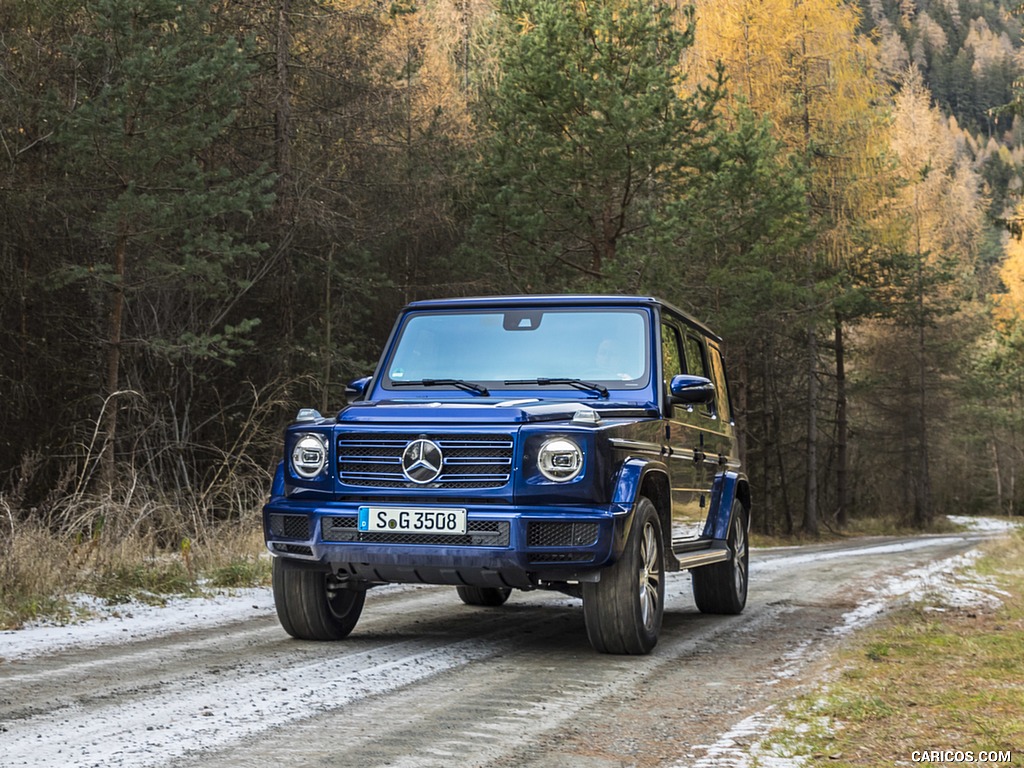 2019 Mercedes-Benz G 350 d (Brilliant Blue Metallic) - Front