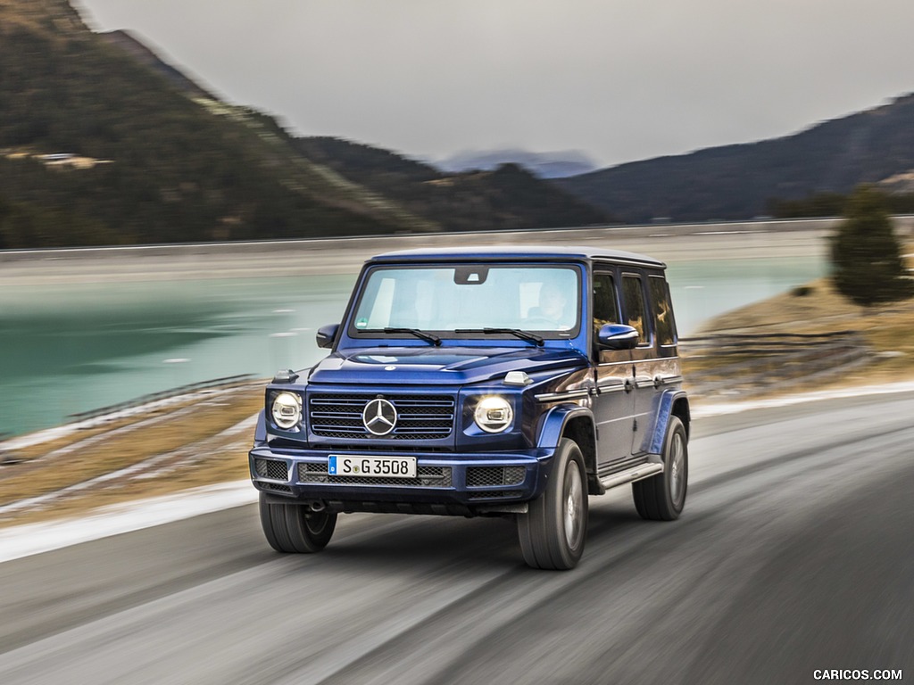 2019 Mercedes-Benz G 350 d (Brilliant Blue Metallic) - Front