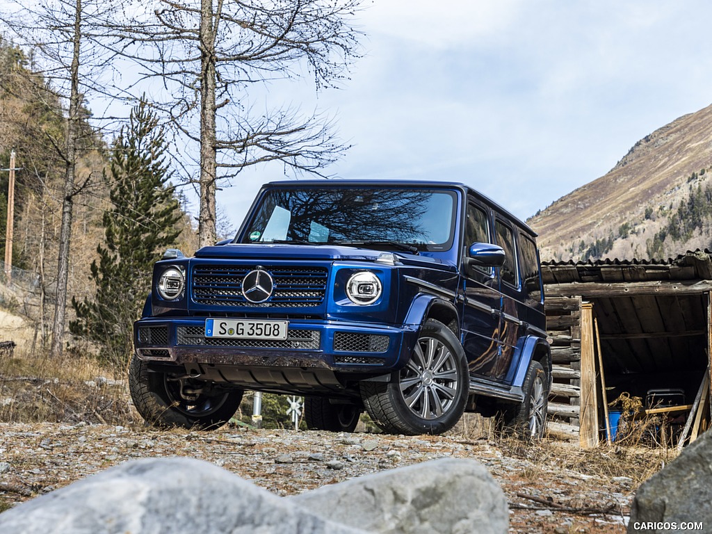 2019 Mercedes-Benz G 350 d (Brilliant Blue Metallic) - Front Three-Quarter