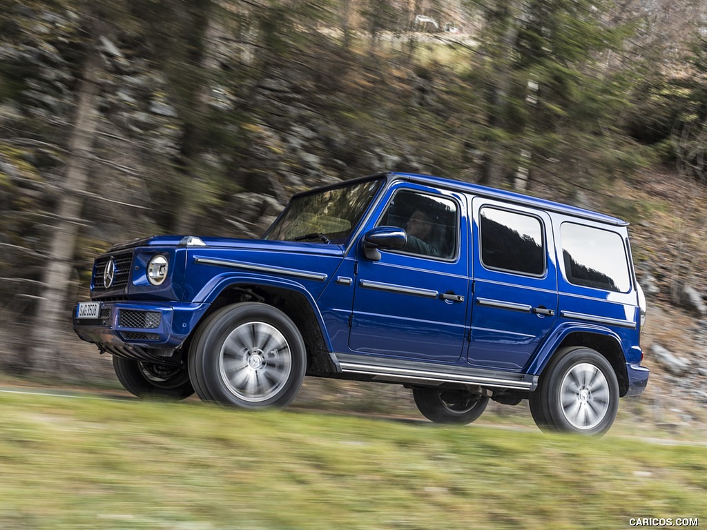 2019 Mercedes-Benz G 350 d (Brilliant Blue Metallic) - Side