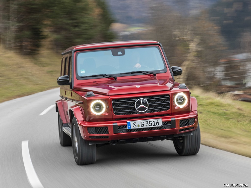 2019 Mercedes-Benz G 350 d (Designo Hyazinth Red Metallic) - Front