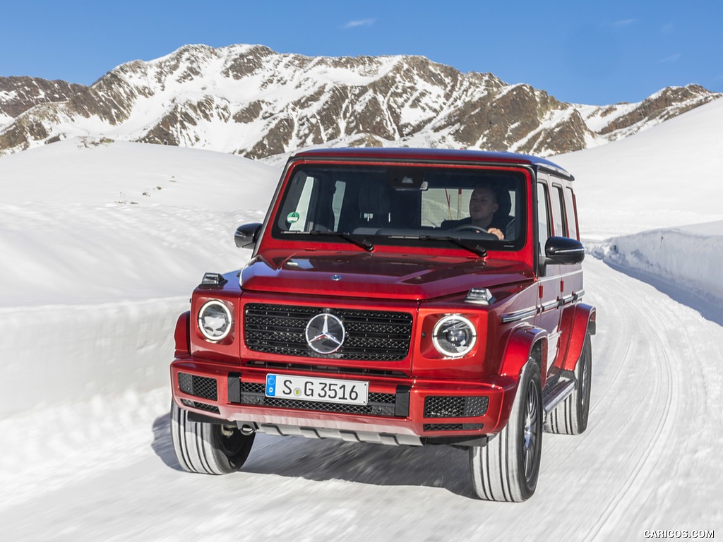 2019 Mercedes-Benz G 350 d (Designo Hyazinth Red Metallic) - In Snow - Front