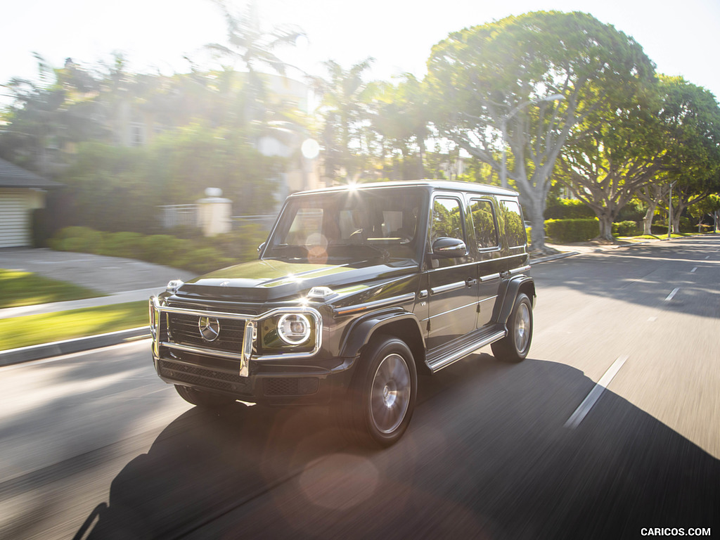 2019 Mercedes-Benz G550 G-Class (U.S.-Spec) - Front Three-Quarter