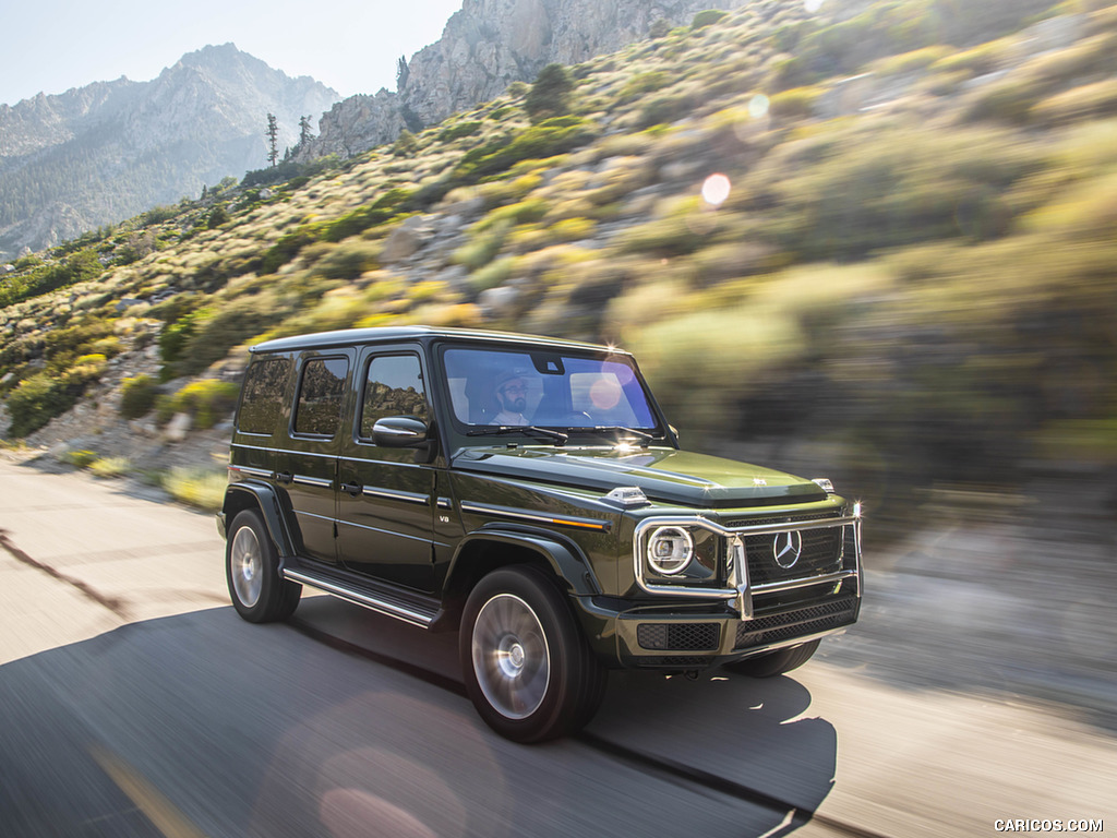 2019 Mercedes-Benz G550 G-Class (U.S.-Spec) - Front Three-Quarter