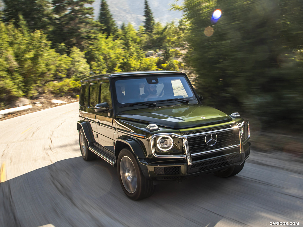 2019 Mercedes-Benz G550 G-Class (U.S.-Spec) - Front Three-Quarter