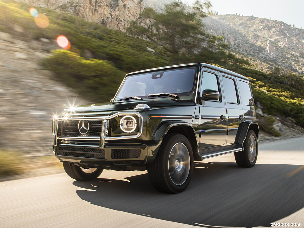 2019 Mercedes-Benz G550 G-Class (U.S.-Spec) - Front Three-Quarter