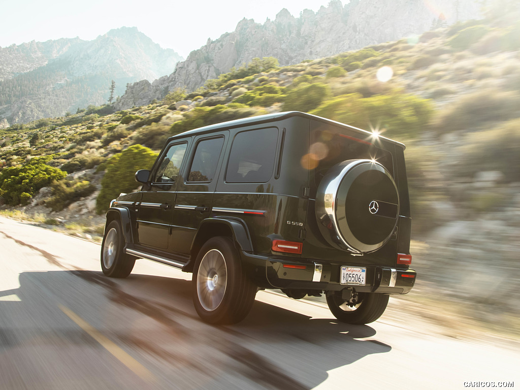 2019 Mercedes-Benz G550 G-Class (U.S.-Spec) - Rear Three-Quarter