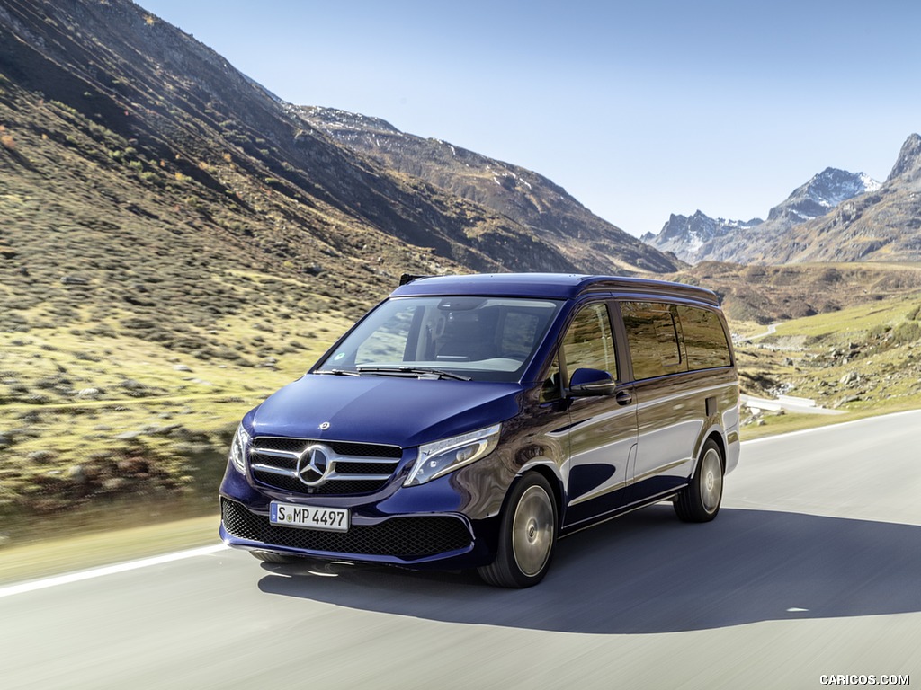 2019 Mercedes-Benz V-Class Marco Polo (Color: Cavansit Blue Metallic) - Front Three-Quarter