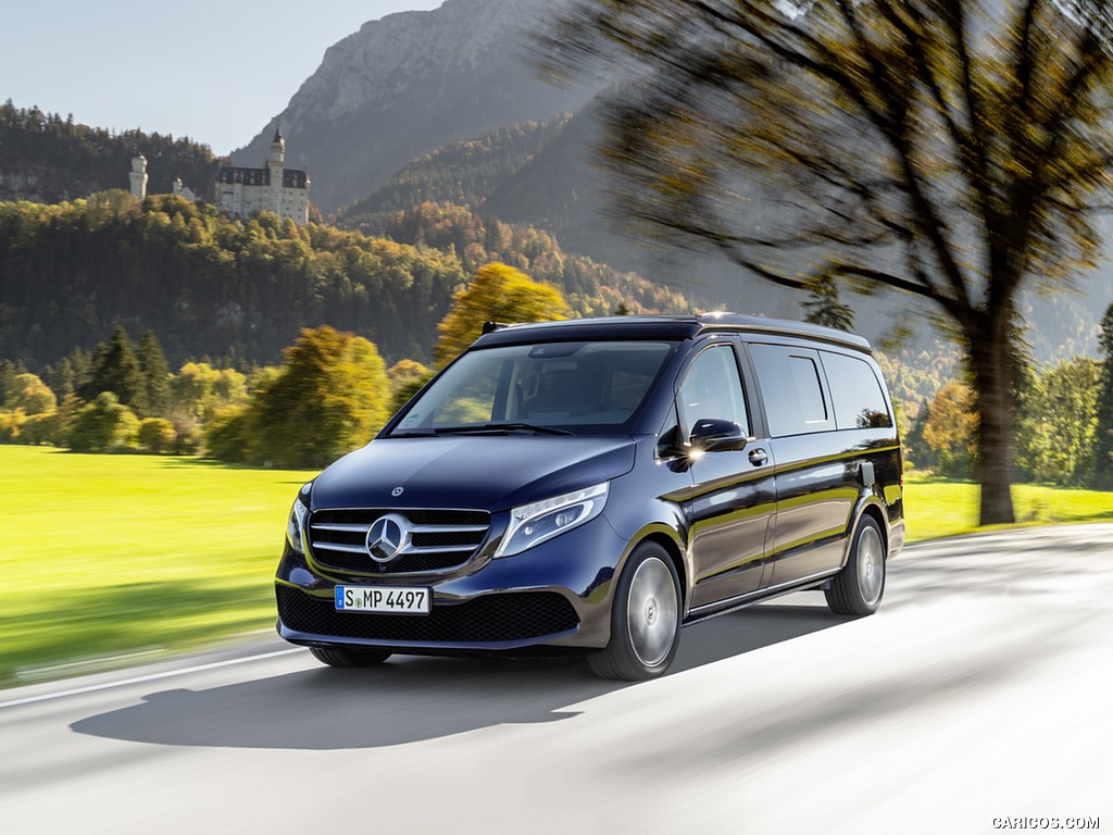 2019 Mercedes-Benz V-Class Marco Polo (Color: Cavansit Blue Metallic) - Front Three-Quarter