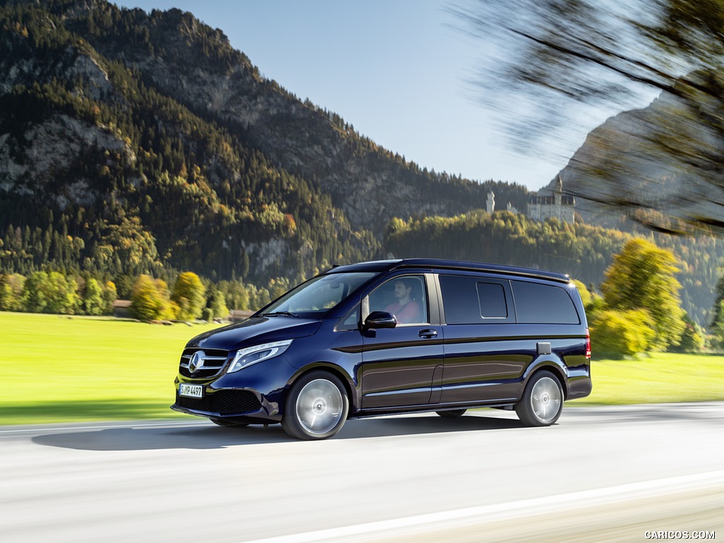 2019 Mercedes-Benz V-Class Marco Polo (Color: Cavansit Blue Metallic) - Front Three-Quarter