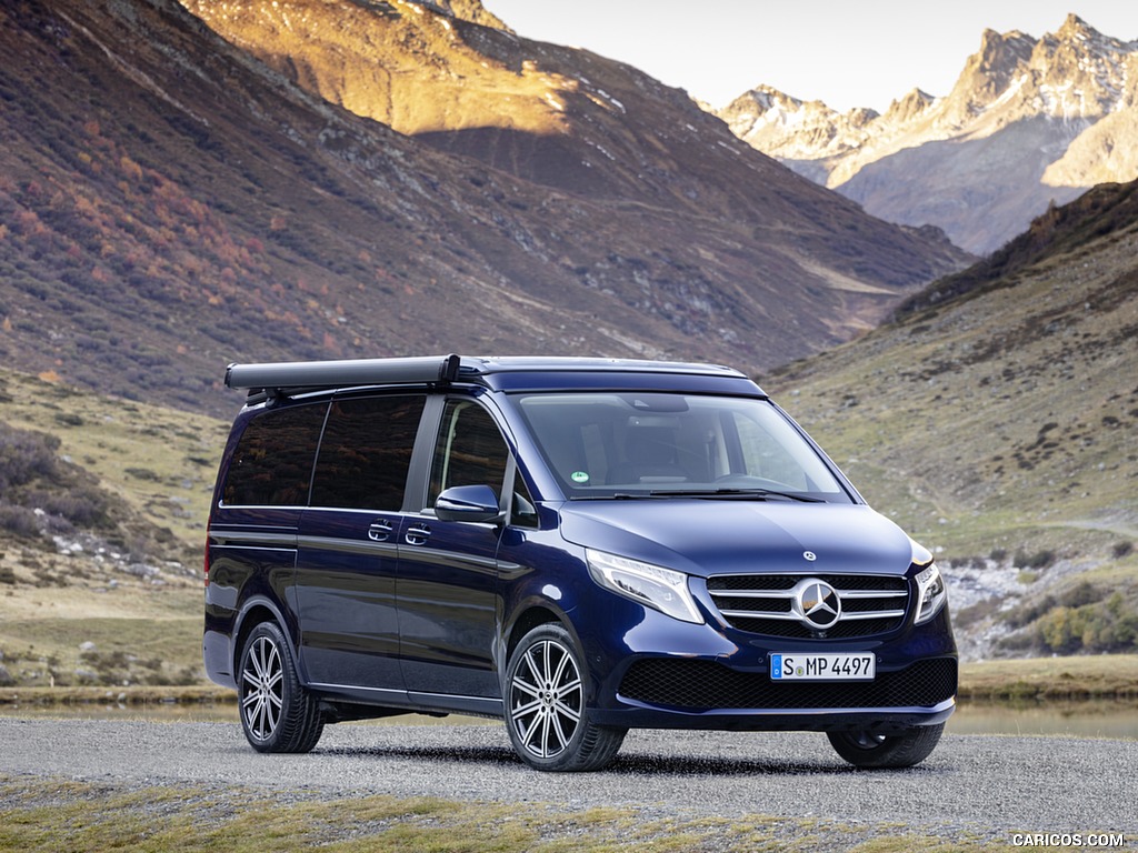 2019 Mercedes-Benz V-Class Marco Polo (Color: Cavansit Blue Metallic) - Front Three-Quarter