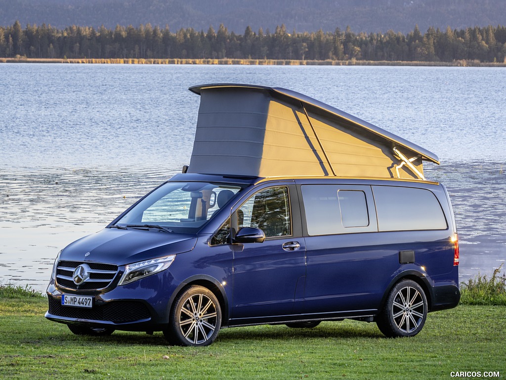 2019 Mercedes-Benz V-Class Marco Polo (Color: Cavansit Blue Metallic) - Front Three-Quarter