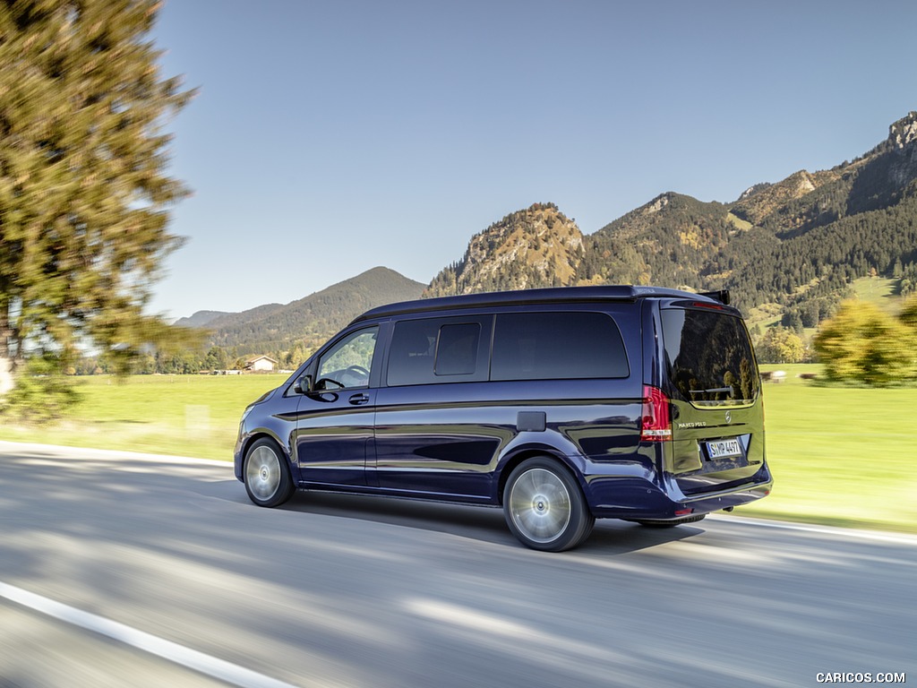 2019 Mercedes-Benz V-Class Marco Polo (Color: Cavansit Blue Metallic) - Rear Three-Quarter