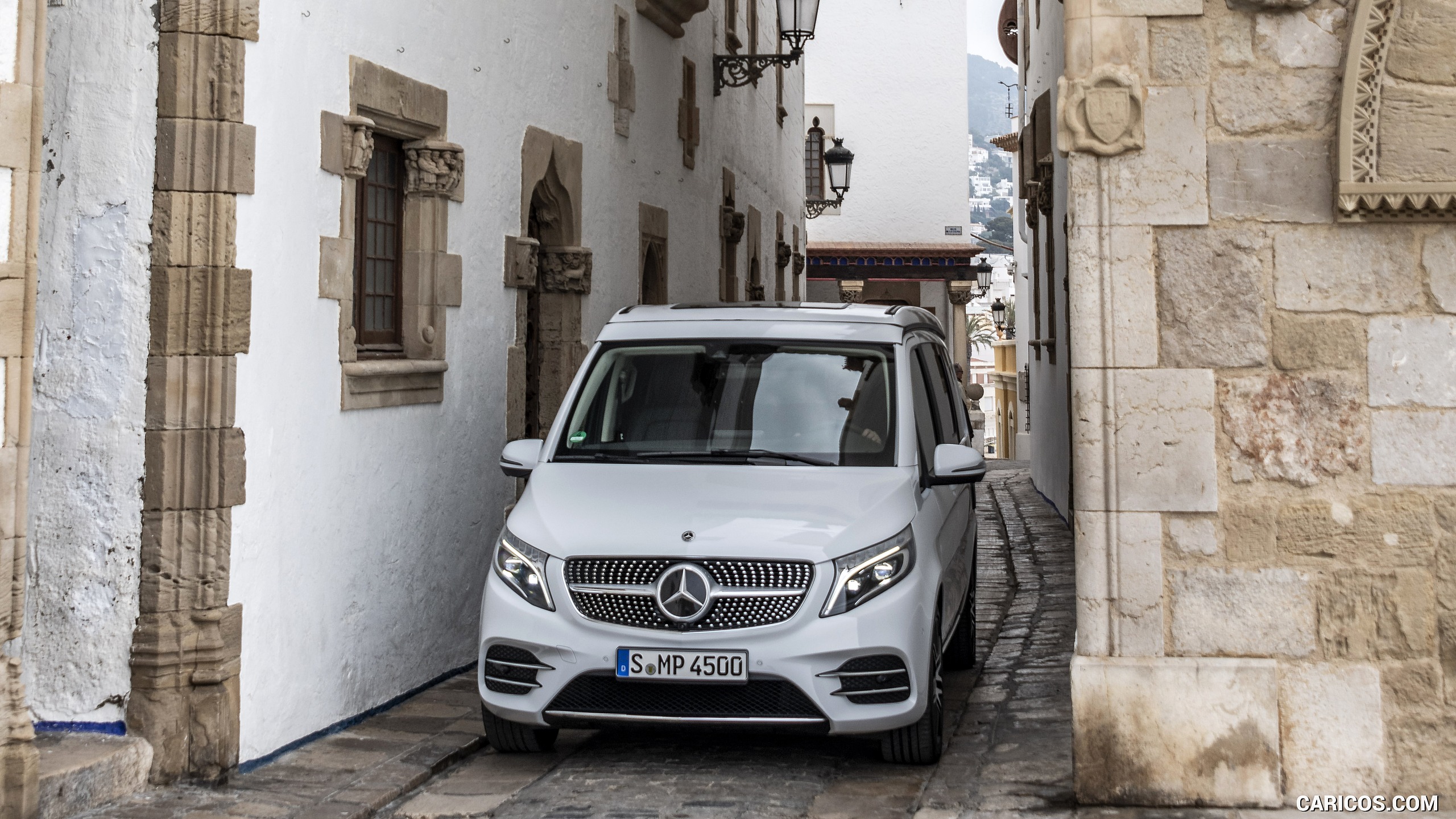 2019 Mercedes-Benz V-Class Marco Polo 300d AMG Line (Color: Mountain Crystal White Metallic) - Front, #181 of 216