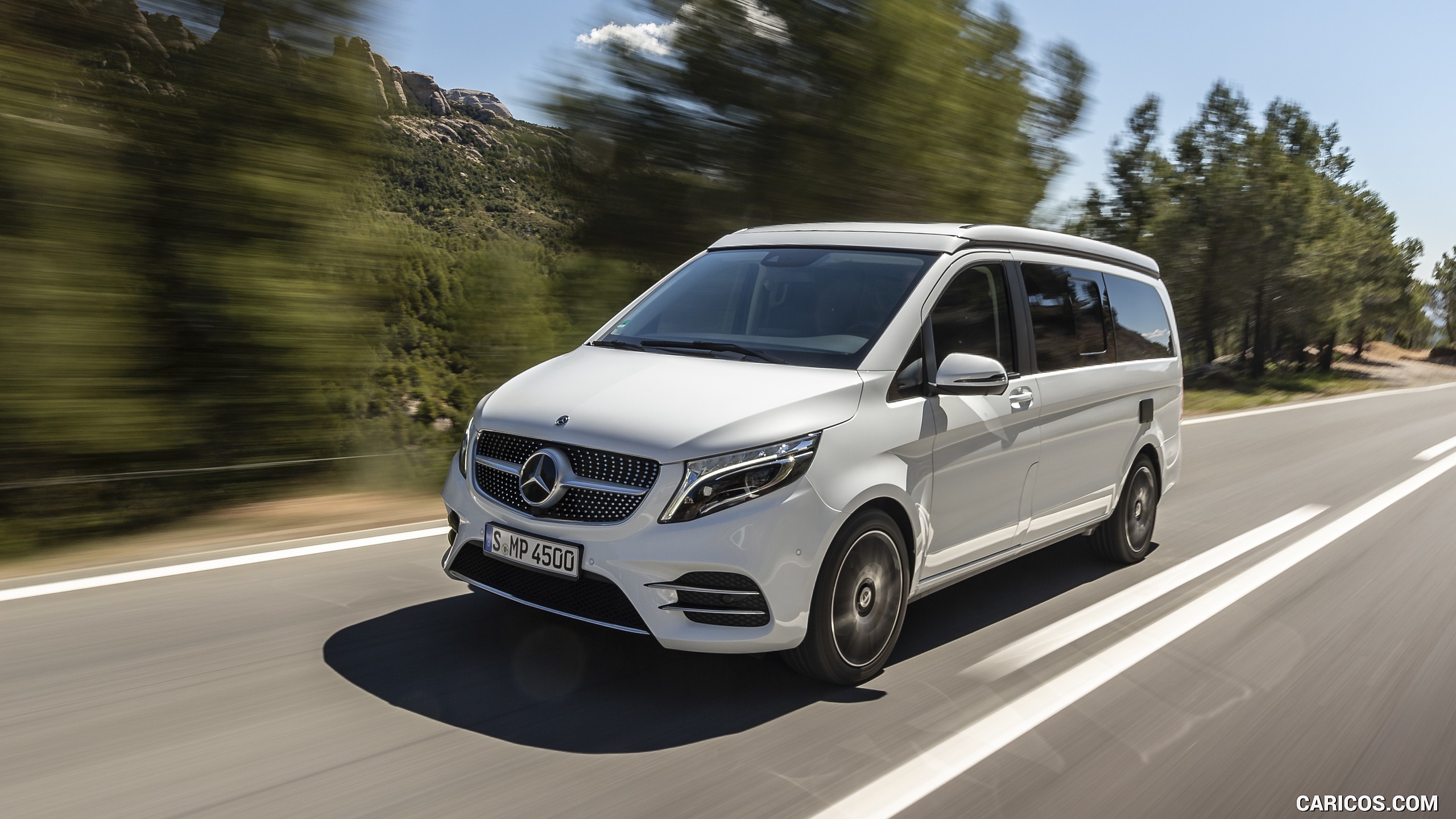2019 Mercedes-Benz V-Class Marco Polo 300d AMG Line (Color: Mountain Crystal White Metallic) - Front Three-Quarter, #169 of 216