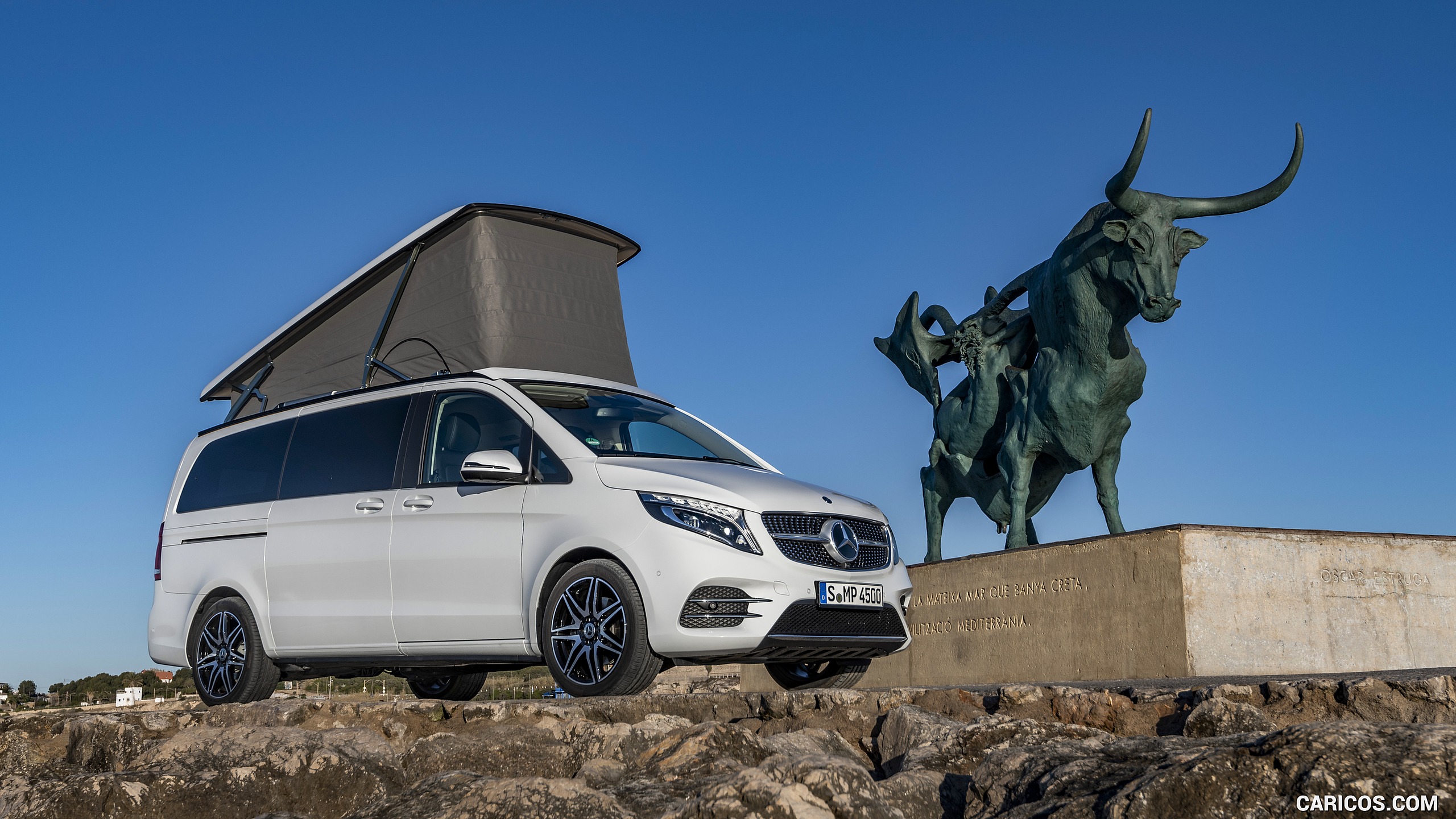 2019 Mercedes-Benz V-Class Marco Polo 300d AMG Line (Color: Mountain Crystal White Metallic) - Front Three-Quarter, #185 of 216