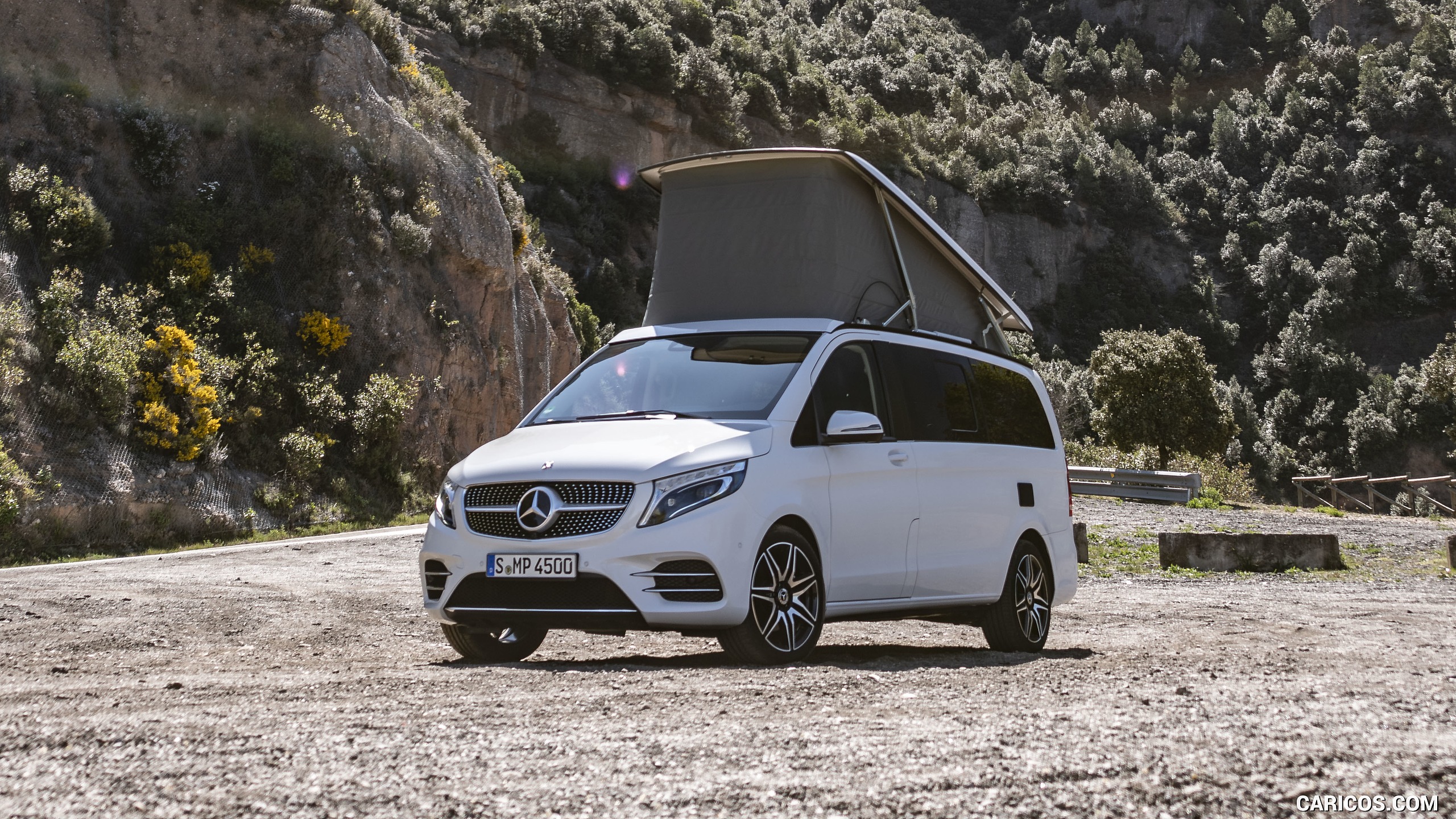 2019 Mercedes-Benz V-Class Marco Polo 300d AMG Line (Color: Mountain Crystal White Metallic) - Front Three-Quarter, #190 of 216