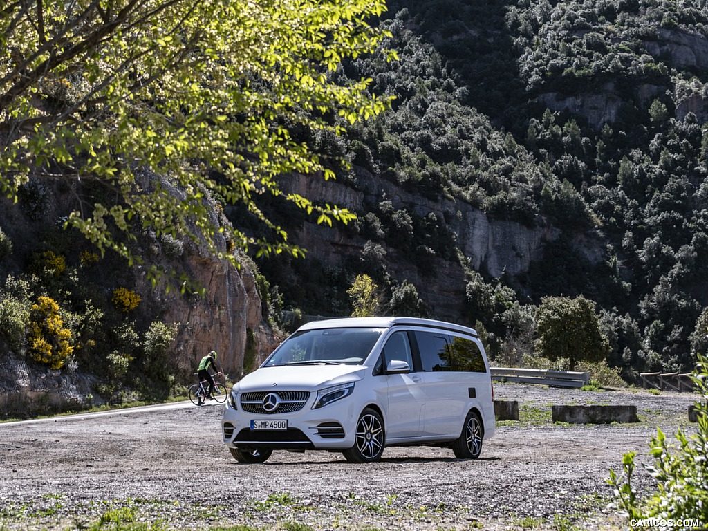 2019 Mercedes-Benz V-Class Marco Polo 300d AMG Line (Color: Mountain Crystal White Metallic) - Front Three-Quarter