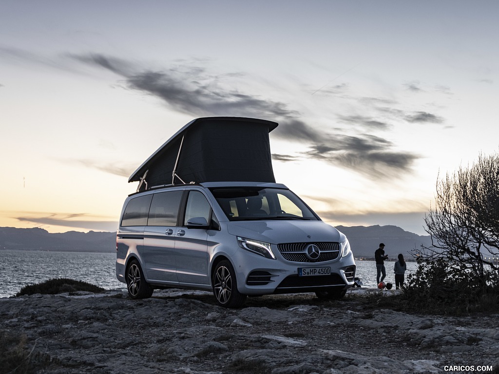 2019 Mercedes-Benz V-Class Marco Polo 300d AMG Line (Color: Mountain Crystal White Metallic) - Front Three-Quarter