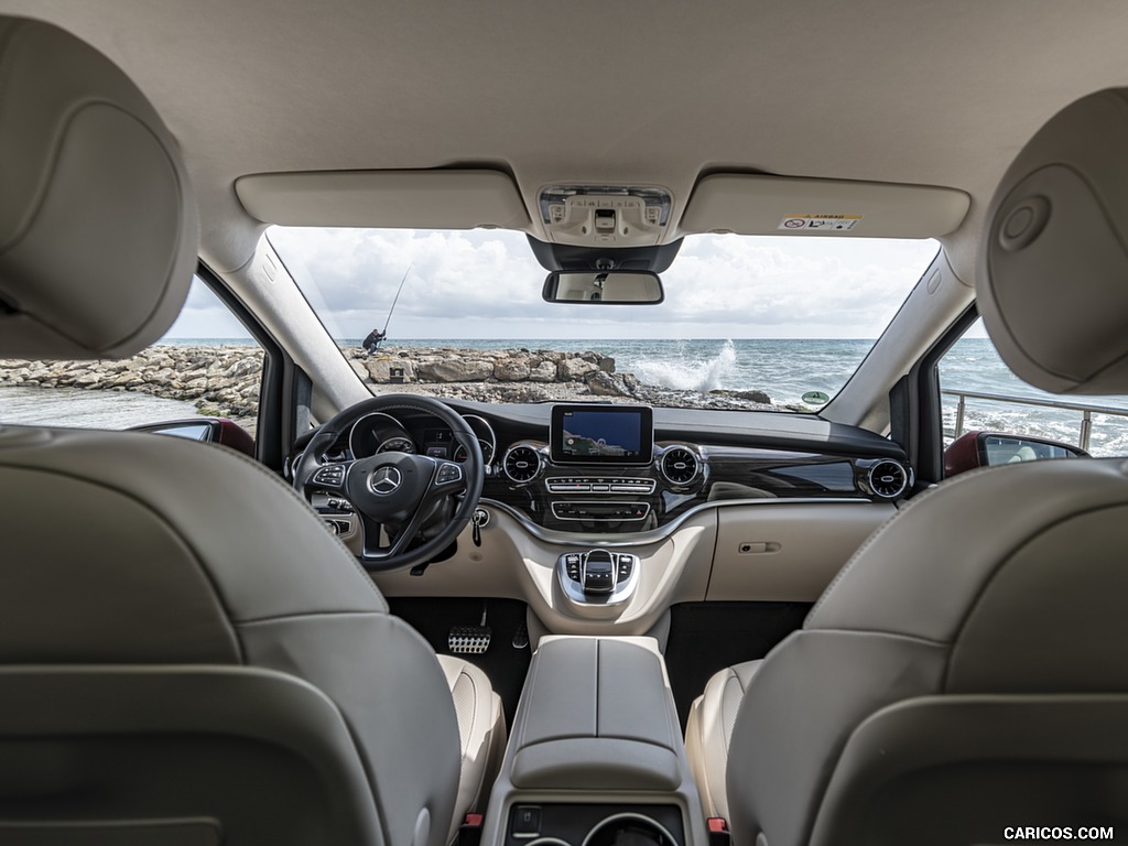 2019 Mercedes-Benz V-Class V300d - Interior, Cockpit