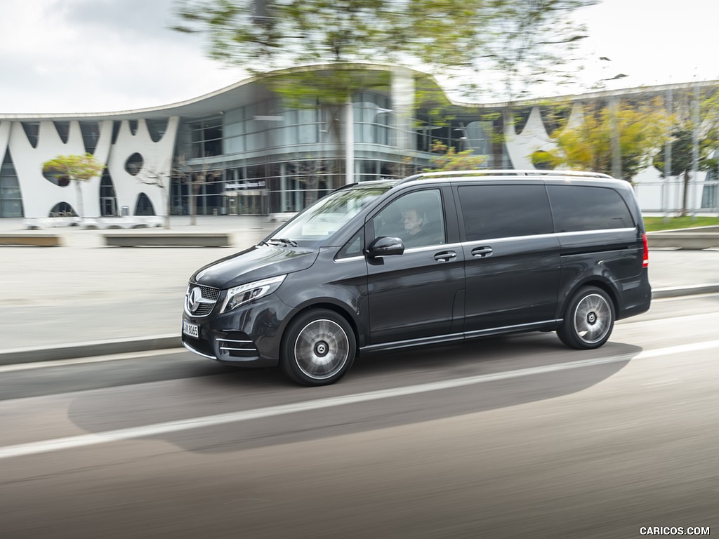 2019 Mercedes-Benz V-Class V300d AMG Line (Color: Graphite Grey Metallic) - Front Three-Quarter