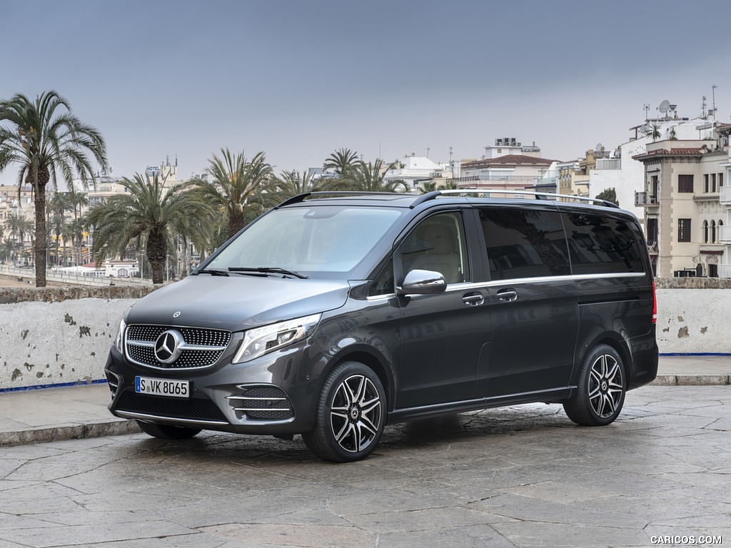 2019 Mercedes-Benz V-Class V300d AMG Line (Color: Graphite Grey Metallic) - Front Three-Quarter