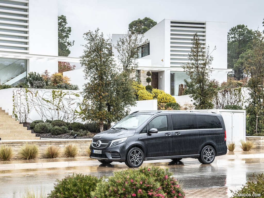 2019 Mercedes-Benz V-Class V300d AMG Line (Color: Graphite Grey Metallic) - Front Three-Quarter