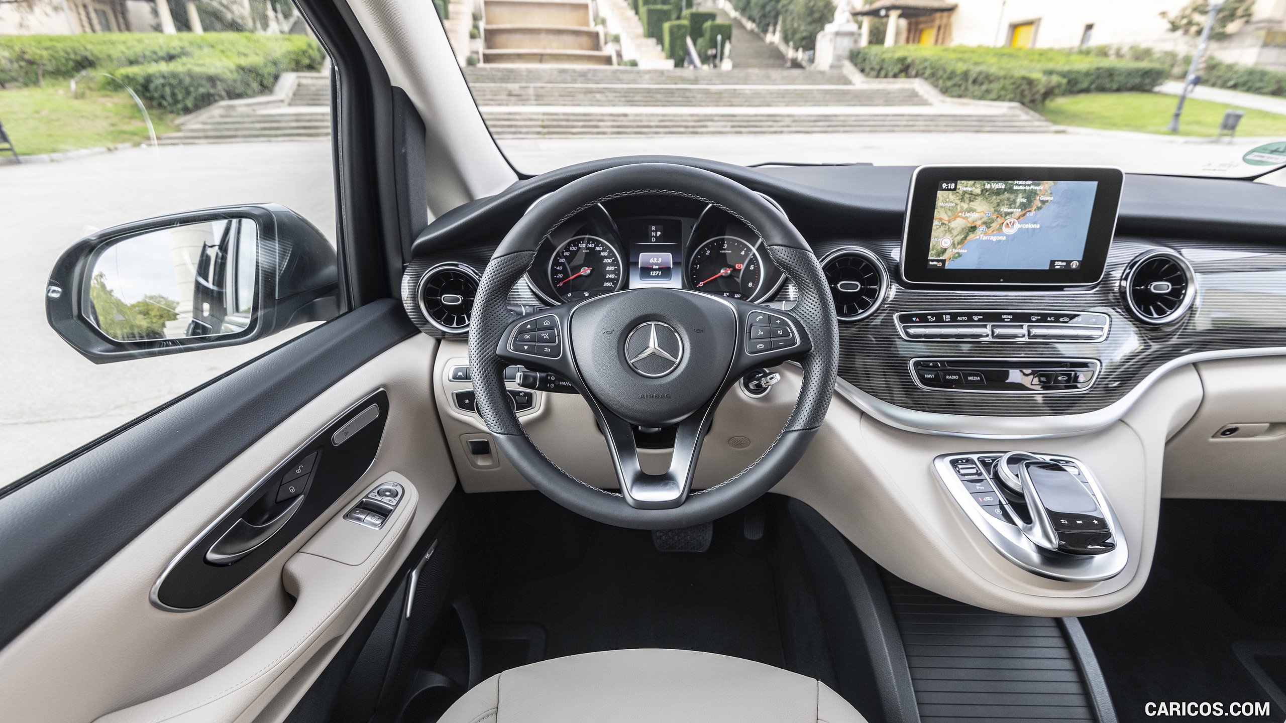 2019 Mercedes-Benz V-Class V300d AVANTGARDE - Interior, Cockpit, #111 of 216