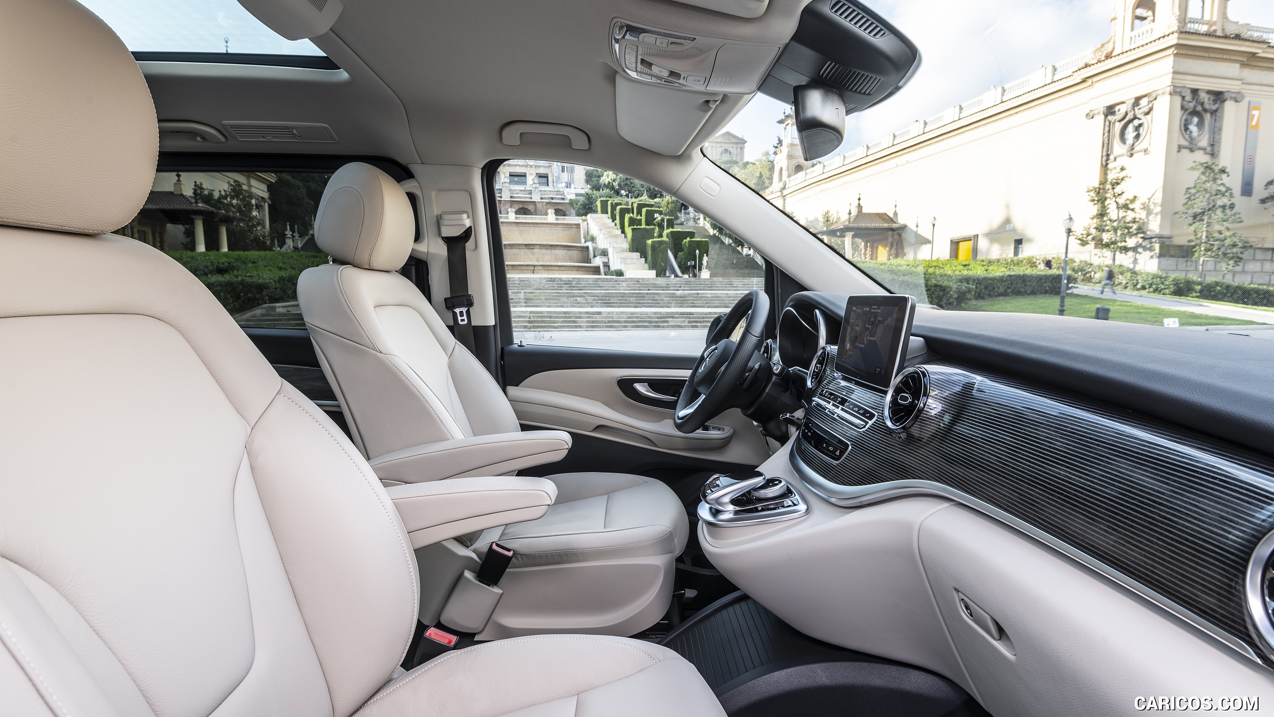 2019 Mercedes-Benz V-Class V300d AVANTGARDE - Interior, Front Seats, #113 of 216