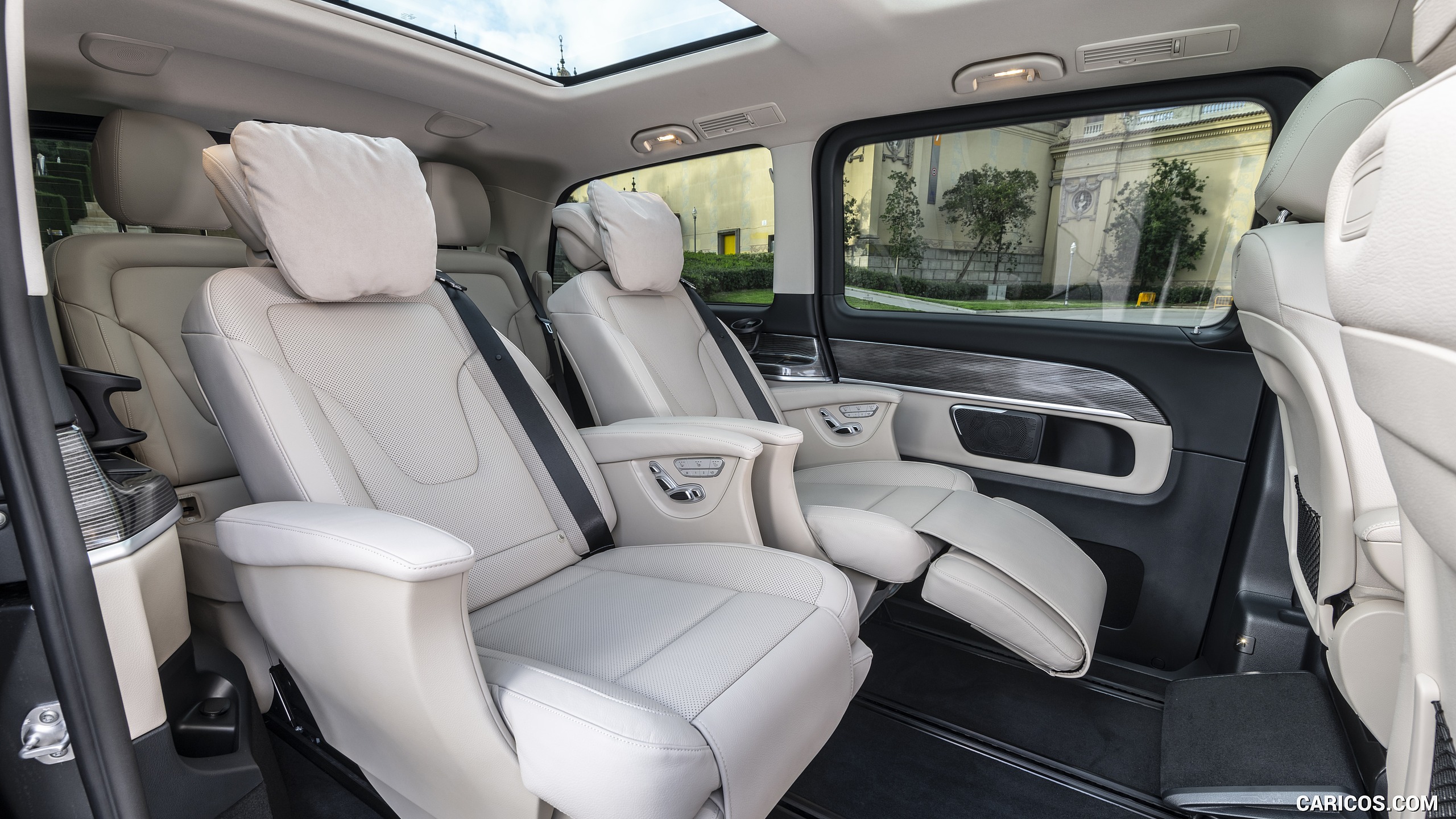 2019 Mercedes-Benz V-Class V300d AVANTGARDE - Interior, Rear Seats, #116 of 216