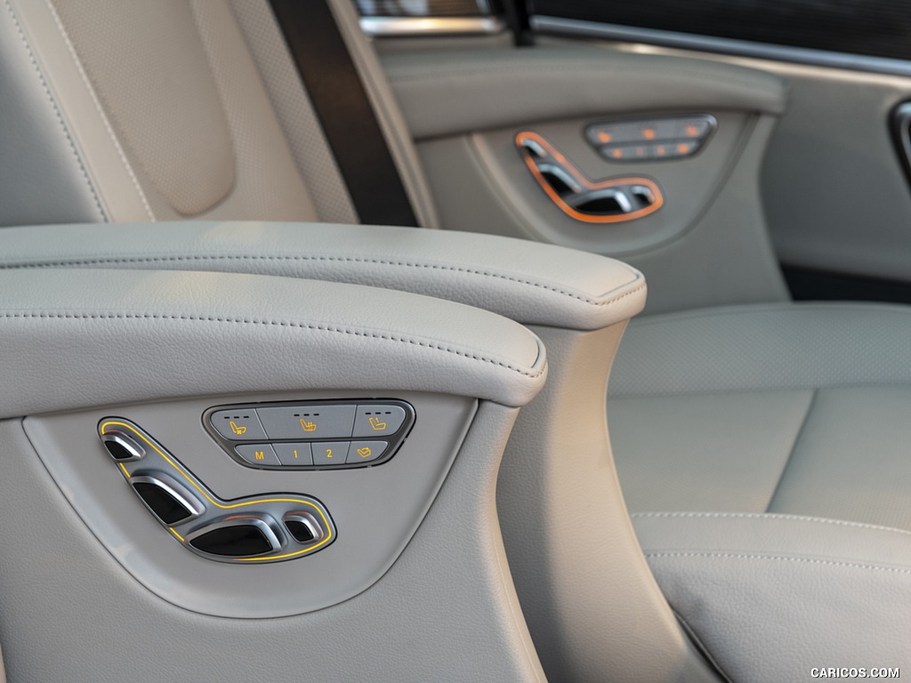 2019 Mercedes-Benz V-Class V300d AVANTGARDE - Interior, Rear Seats