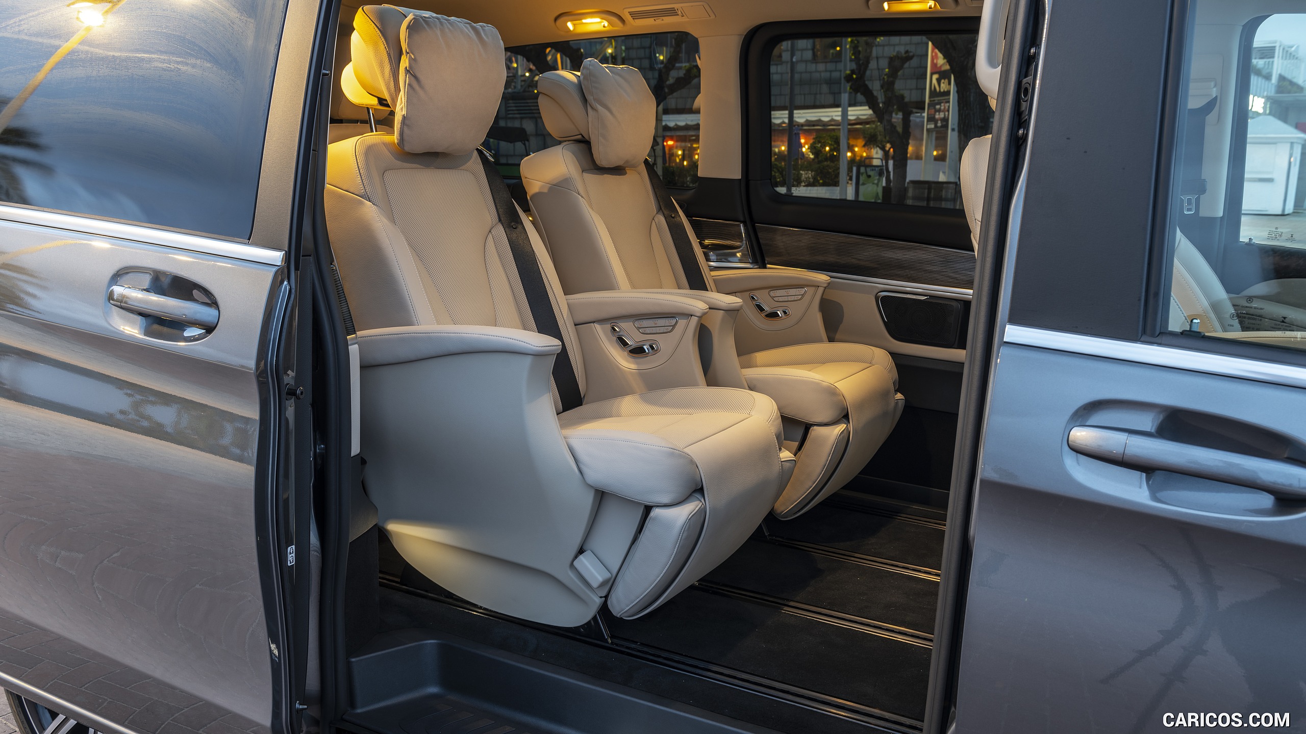 2019 Mercedes-Benz V-Class V300d AVANTGARDE - Interior, #110 of 216