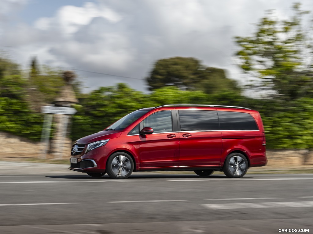 2019 Mercedes-Benz V-Class V300d EXCLUSIVE (Color: Hyazinth Red Metallic) - Side