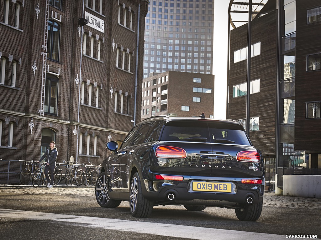 2020 MINI Clubman                 - Rear