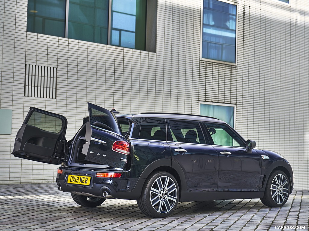 2020 MINI Clubman                 - Rear Three-Quarter