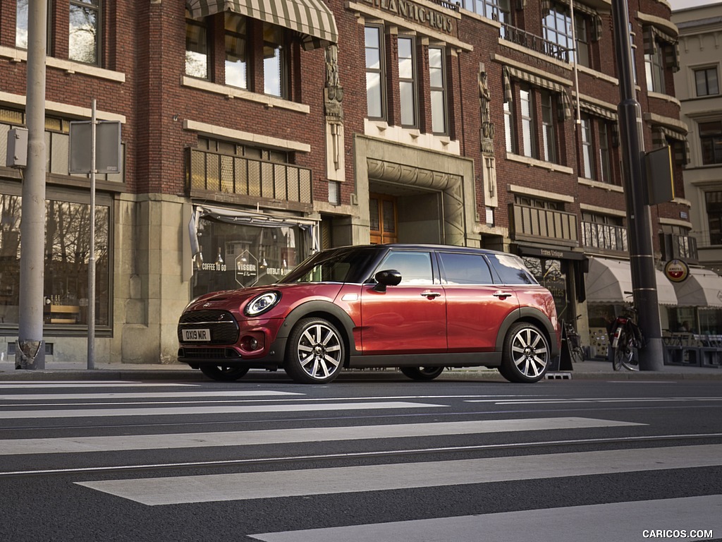 2020 MINI Clubman                 - Side