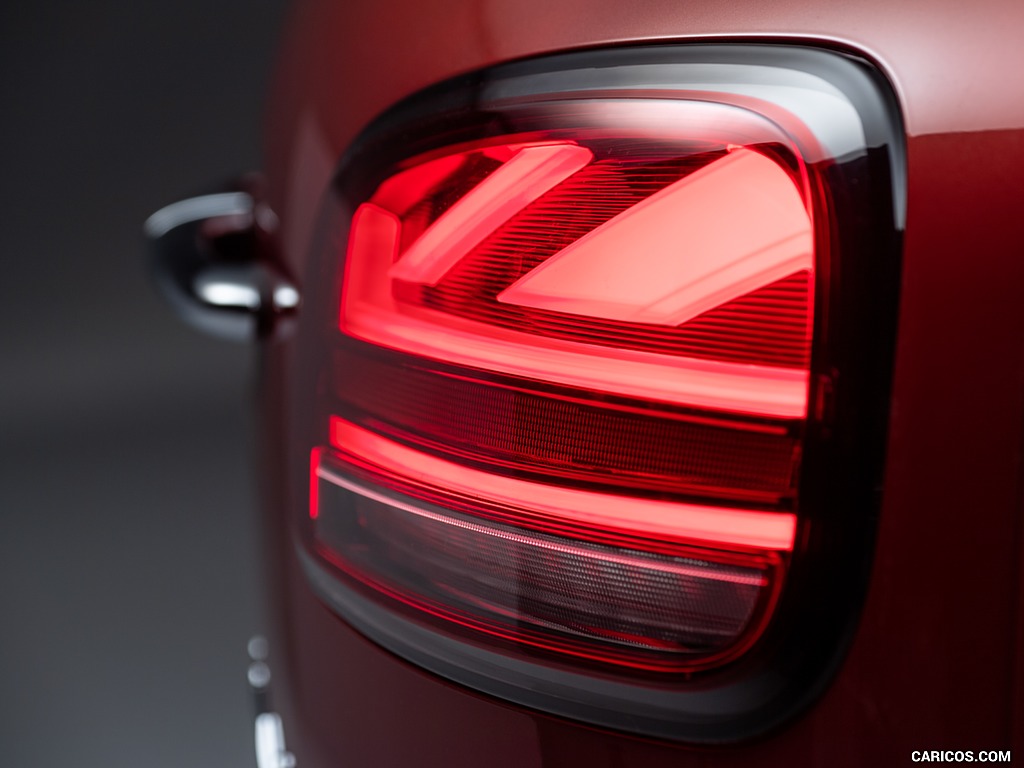 2020 MINI Clubman - Tail Light