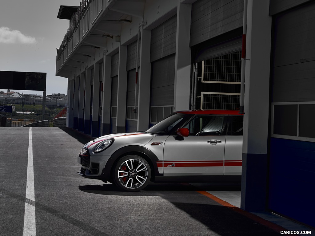 2020 MINI Clubman John Cooper Works                 - Detail