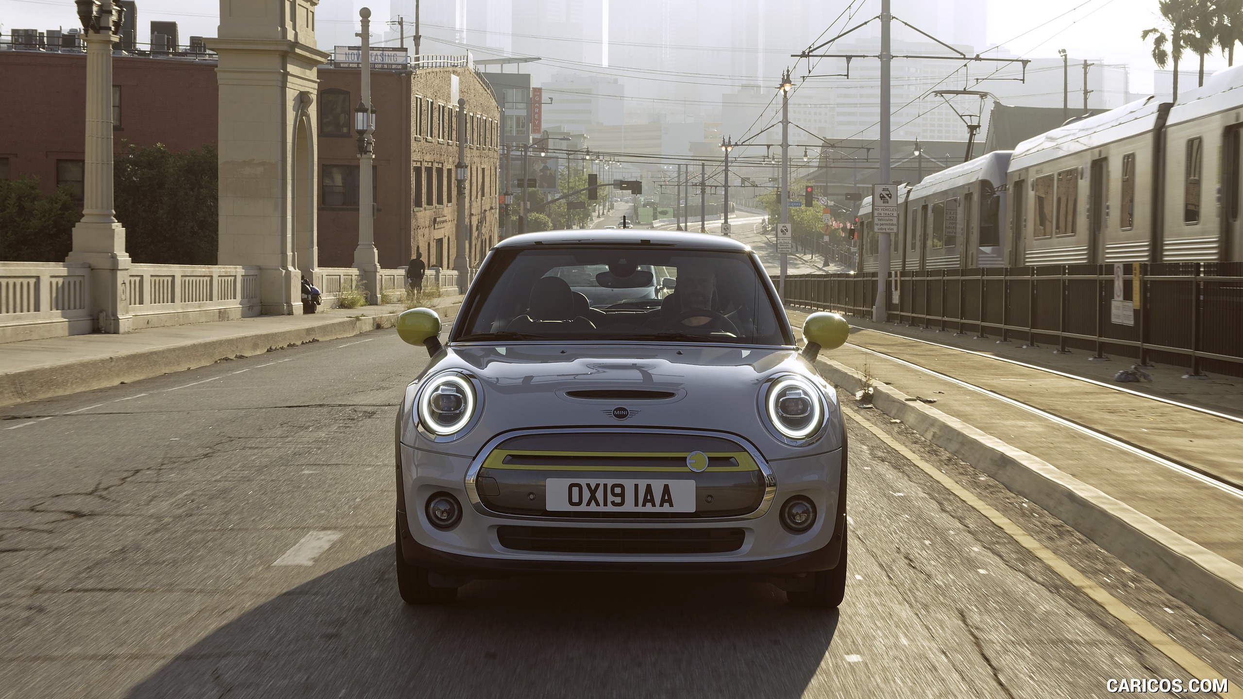 2020 MINI Cooper SE Electric - Front, #16 of 421