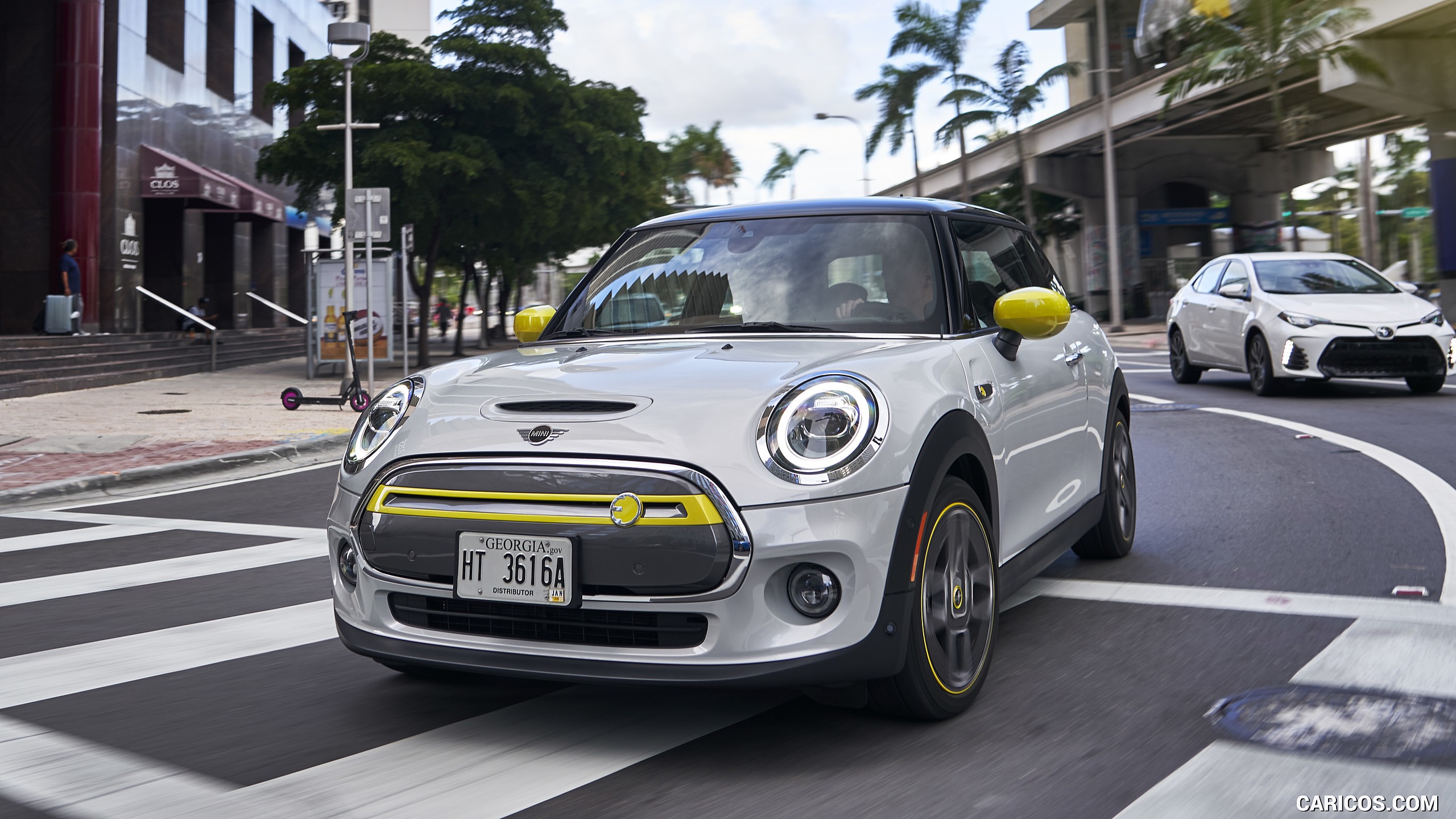 2020 MINI Cooper SE Electric - Front, #193 of 421