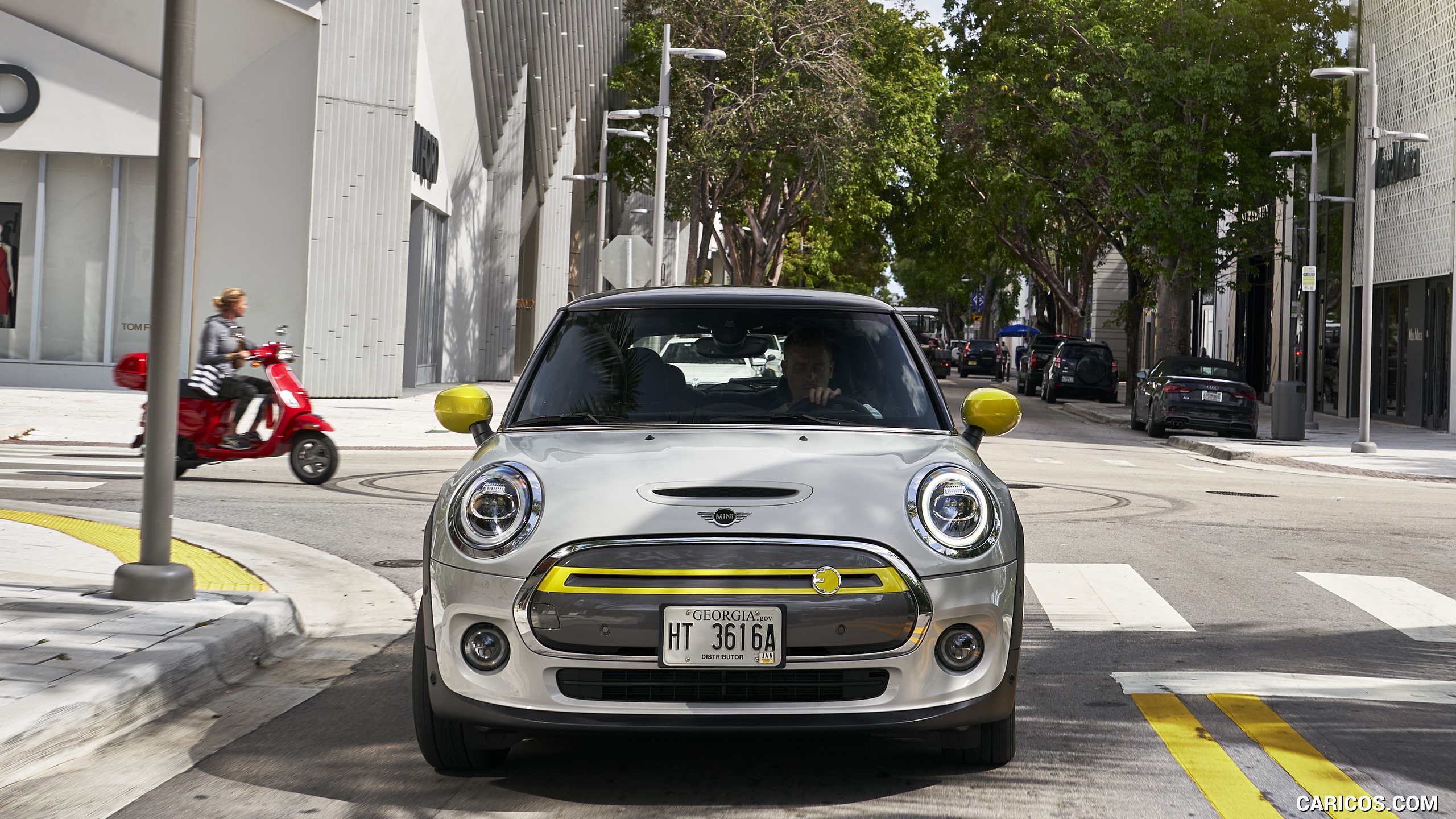 2020 MINI Cooper SE Electric - Front, #206 of 421