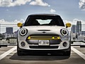 2020 MINI Cooper SE Electric - Front