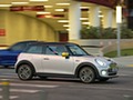 2020 MINI Cooper SE Electric - Front Three-Quarter