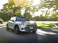 2020 MINI Cooper SE Electric - Front Three-Quarter