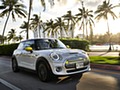 2020 MINI Cooper SE Electric - Front Three-Quarter